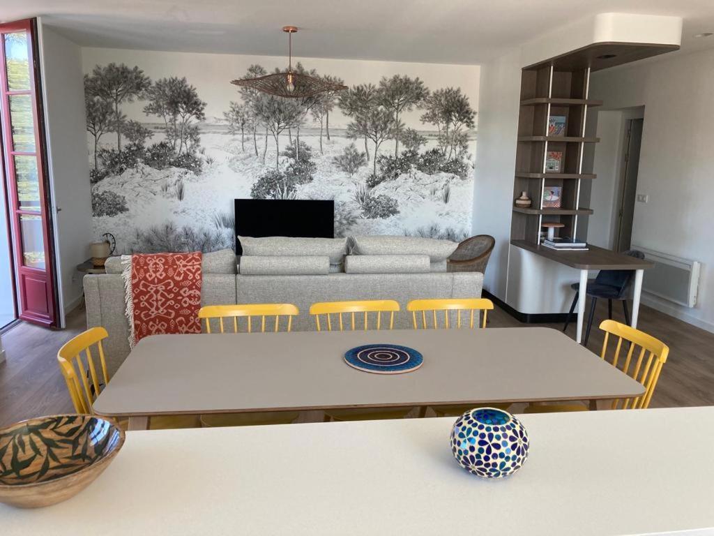Superbe Appartement T3 Au Centre Plage .Parking Hendaye Zewnętrze zdjęcie