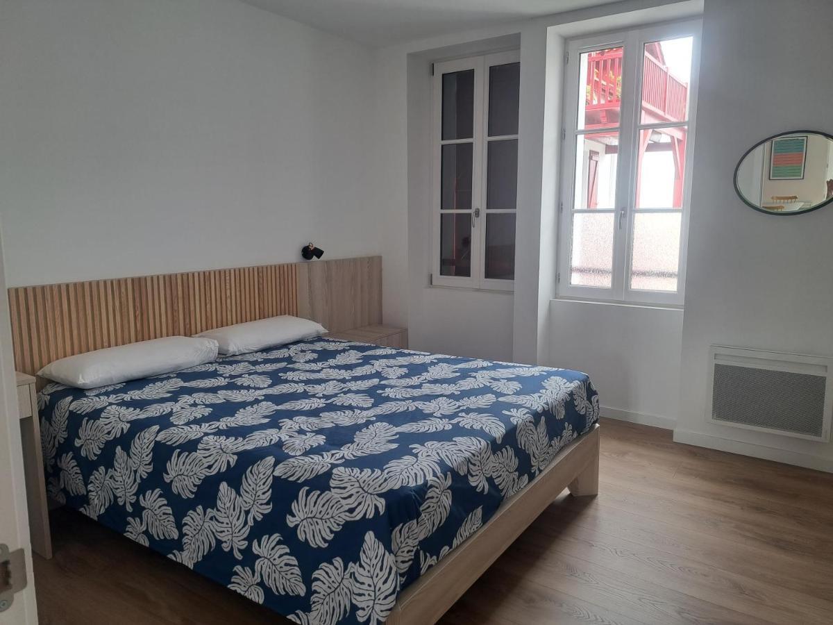 Superbe Appartement T3 Au Centre Plage .Parking Hendaye Zewnętrze zdjęcie